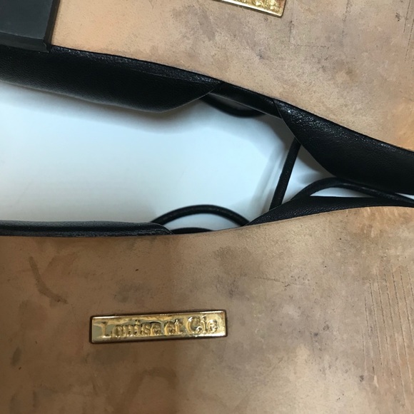 Louise et Cie Wrap Around Ankle Flats - Picture 7 of 7